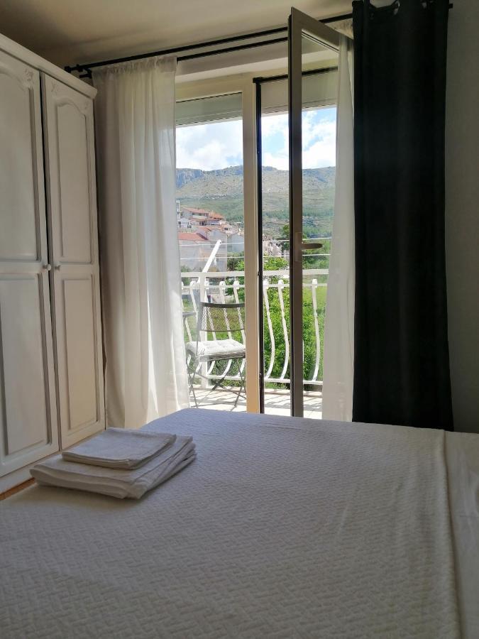 Apartment Near The Sea-Self Check-In Podstrana Eksteriør bilde